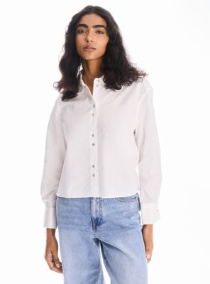 Imagen 1 del producto Blusa Camisera Corta con Botón Joya