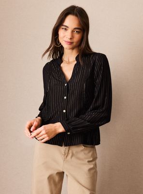 Blusa con Tela Metalizada y Cinta Decorativa