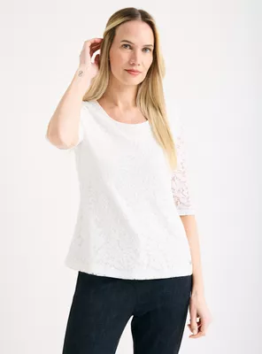 Polera de Encaje con Forro Manga Corta