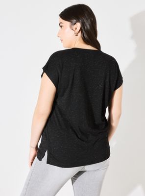 Imagen 2 del producto Polera Escote V con Aplicación Curvy