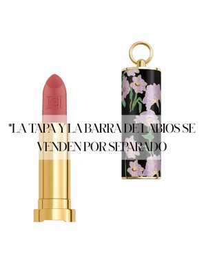 Imagen 2 del producto Fabulous Kiss Lipstick Blur Matte Carolina Herrera 742 Nude Couxture 3.5g