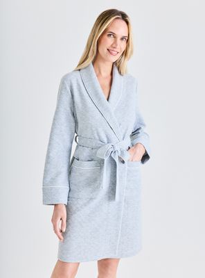 Imagen 1 del producto Bata Piping en Contraste