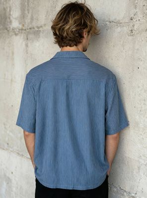 Imagen 2 del producto Camisa Resort Rayas Tropical