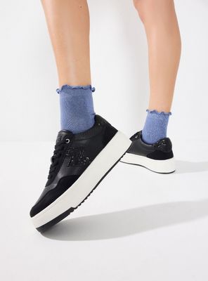 Zapatilla Urbana Mujer Plataforma Detalle Brillo