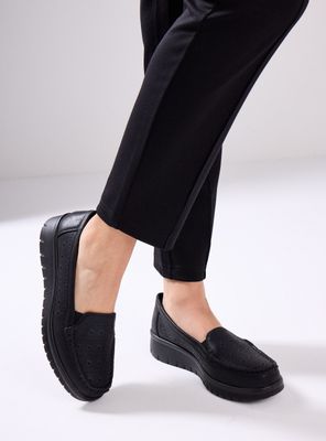 Mocasín Detalle Reptil Cuña Mujer