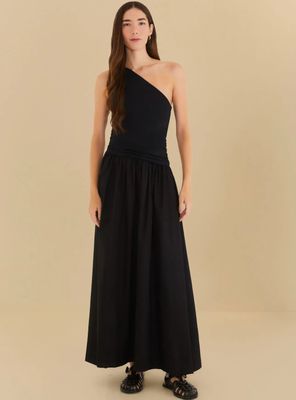 Vestido Escote Asimétrico