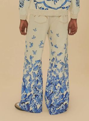 Imagen 2 del producto Pantalón Estampado Mariposas