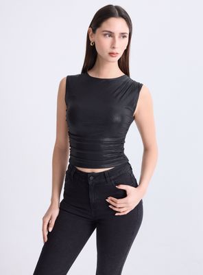 Polera Escote Alto Fruncido Costados Tela Brillante