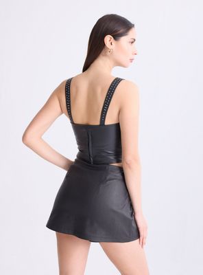 Imagen 2 del producto Polera Cobertura Pu con Tachitas en Pabilos