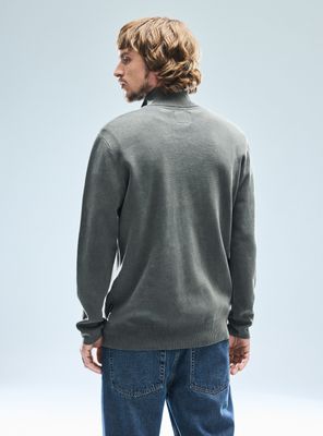 Imagen 2 del producto Sweater Cuello Alto Cierre Regular