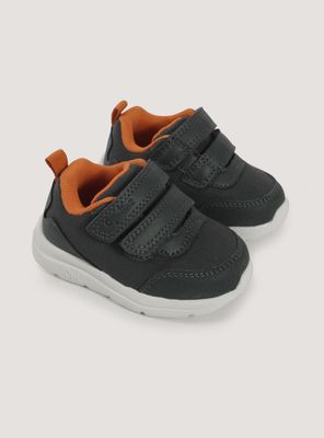 Imagen 2 del producto Zapatilla Urbana con Dos Velcro  B 371103 Niño