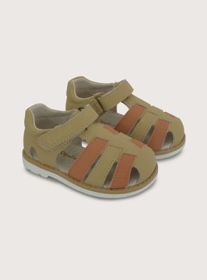 Imagen 2 del producto Sandalia Diseño Cerrado Niño