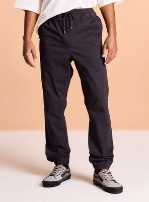 Pantalón Pull On y Elástico en los Tobillos