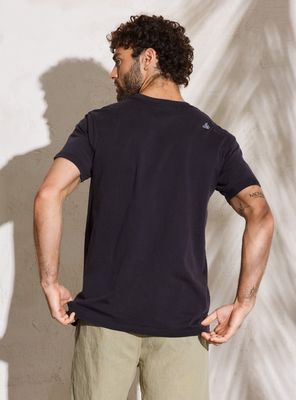 Imagen 2 del producto Polera Etiqueta Frontal Print Espalda