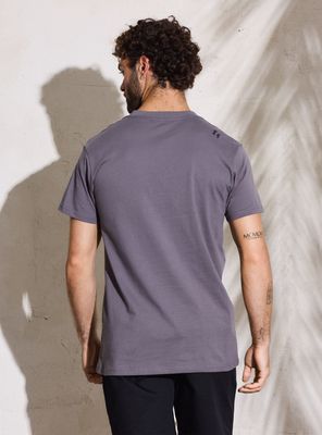 Imagen 2 del producto Polera Estampado de Goma en Pecho