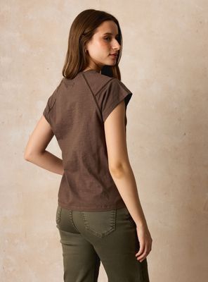 Imagen 2 del producto Polera con Detalle de Cinta Proceso de Teñido