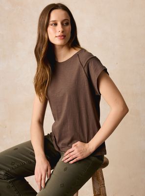 Polera con Detalle de Cinta Proceso de Teñido