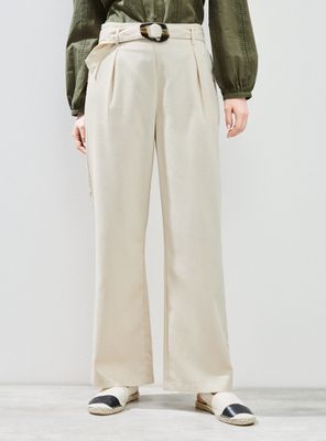 Pantalón Elasticado en Espalda con Cinturón