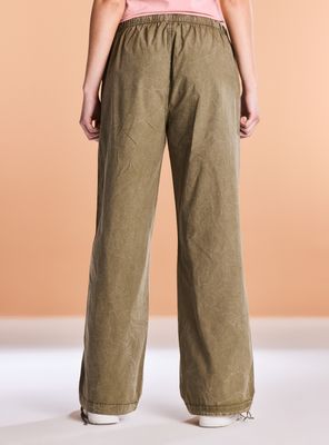 Imagen 2 del producto Pantalón Parachute Lavado