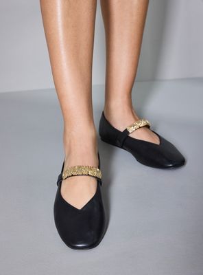 Ballerina Mujer con Detalle Metálico