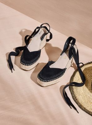 Imagen 2 del producto Alpargata Cuero Detalle Macramé con Cuña Mujer