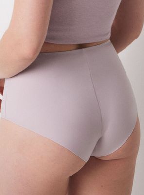 Imagen 2 del producto Calzón Alto Clásico Microfibra Lila Color