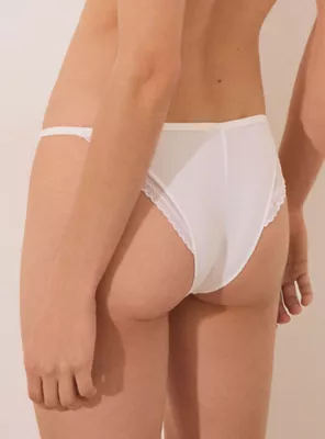 Imagen 2 del producto Calzón Brasileño Tira Algodón Canalé Encaje Marfil