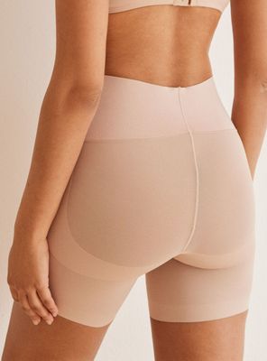 Imagen 2 del producto Calzón Moldeador Reductor Efecto Push Up Color Nude