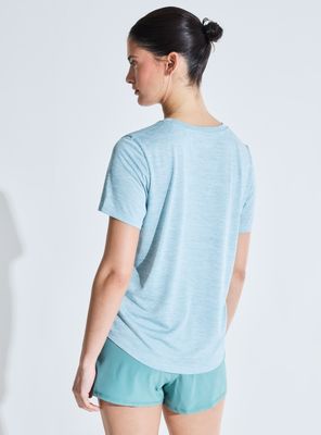 Imagen 2 del producto Polera Active Corte Curvo