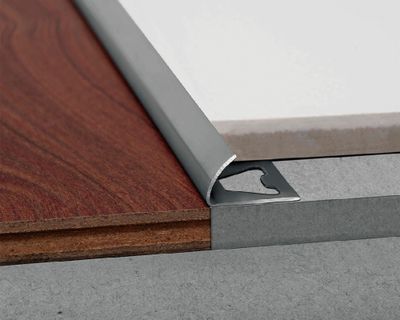 Imagen 2 del producto Guardacanto 9x15 mm 2.44 metros Cromo gris