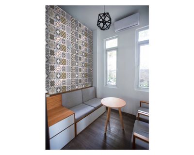 Imagen 2 del producto Vinilo adhesivo 15x15 cm Córdoba 12 unidades