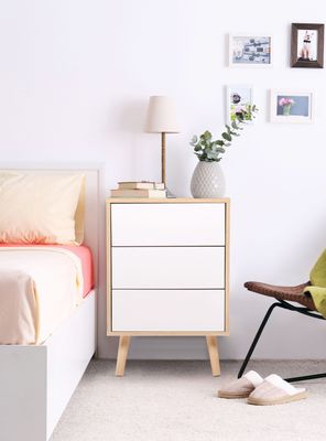 Velador Ignacia 3 Cajones