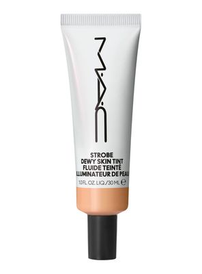 Base de Maquillaje M·A·C Strobe Dewy Skin Medium 1