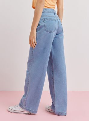 Imagen 2 del producto Jeans Wide Leg Color Tiro Alto Cierre y Botón