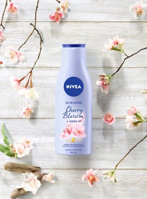 Imagen 2 del producto Loción Nivea Corporal Cereza & Aceite de Jojoba 400 ml
