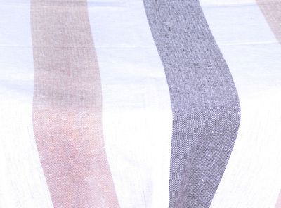 Imagen 2 del producto Mantel Kadar Líneas Grises 180 x 180 cm Kadar