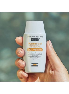 Imagen 2 del producto Fotoprotector ISDIN Fusion Fluid Mineral 50 ml SPF 50