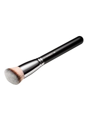 Imagen 2 del producto Brocha de Rostro M∙A∙C 170 Synthetic Rounded Slant