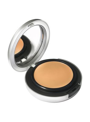 Imagen 2 del producto Base de Maquillaje Studio Fix Tech Cream-To-Powder NC20