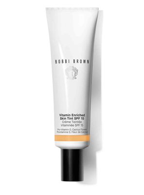 Tinte Hidratante Vitamin Enriched Skin Tint SPF 15 Medium 1 50 ml