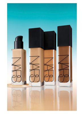 Base de Maquillaje Natural Radiant Longwear Foundation Valencia