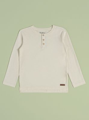 Polera Lisa con Botones en el Cuello