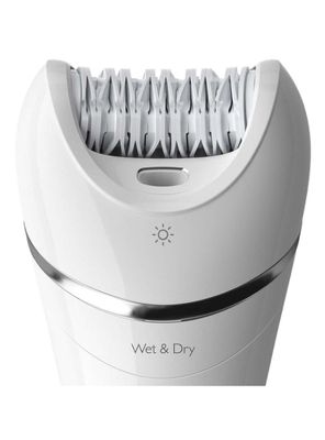 Imagen 2 del producto Depiladora en Húmedo y Seco Epilator Series 8000 BRE700/00