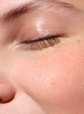 Imagen 2 del producto Cleansing Micellar Water 200 ml