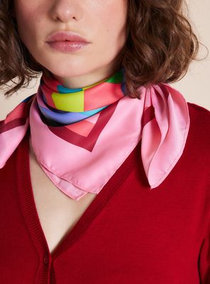 Imagen 2 del producto Pañuelo Estampado Abstracto Satinado