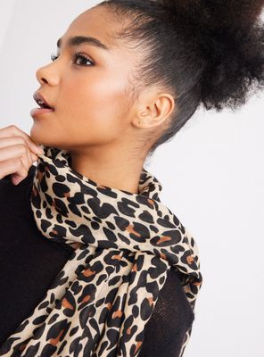 Imagen 2 del producto Pañuelo Animal Print