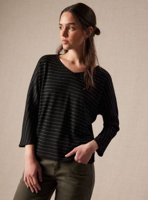 Polera Tejida con Líneas