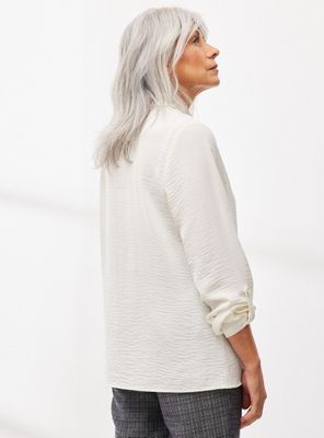 Imagen 2 del producto Blusa Texturada Cuello V