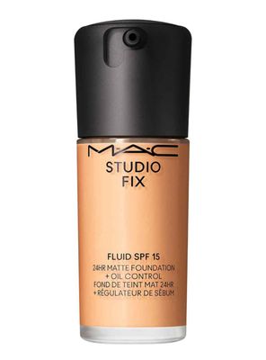 Imagen 1 del producto Base de Maquillaje M·A·C Studio Fix Fluid SPF 15 24HR Matte Foundation NC25