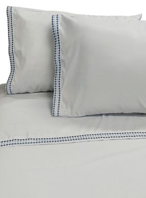 Sábanas 2 Plazas Bordada Celeste